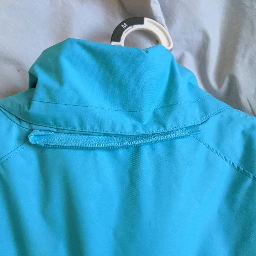Like new Kamik girls winter coat size 12